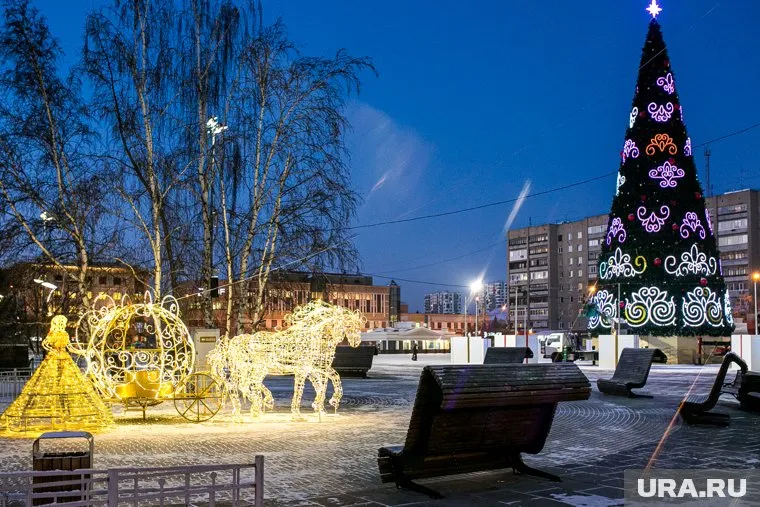 Новогодние праздники не станут поводом для того, чтобы не носить маски