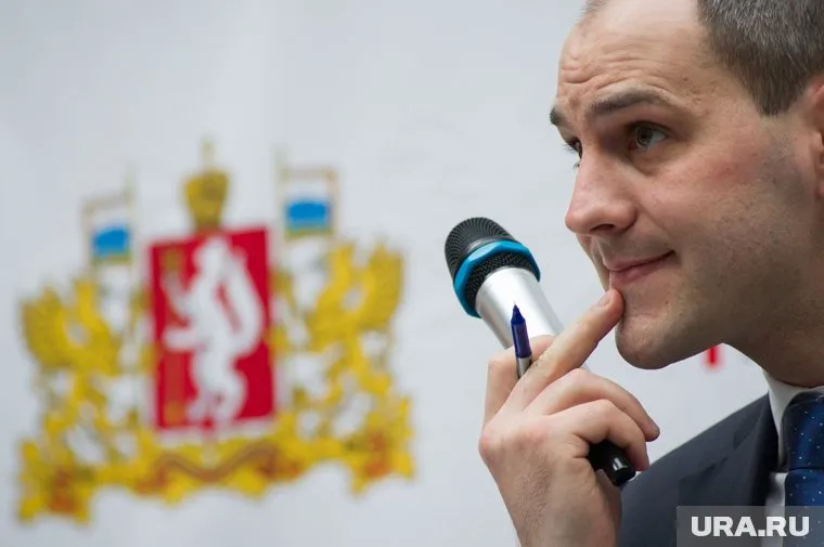 Брат экс-премьера Дениса Паслера решил сложить депутатские полномочия