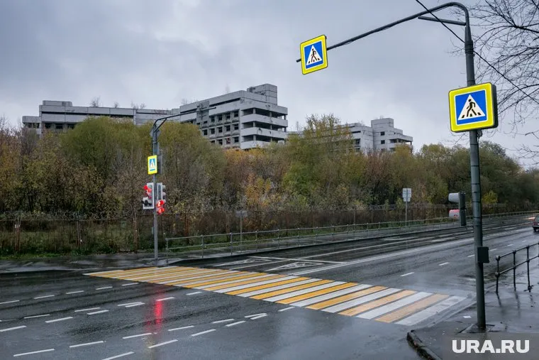 Парень возвращался из школы, когда его сбила машина