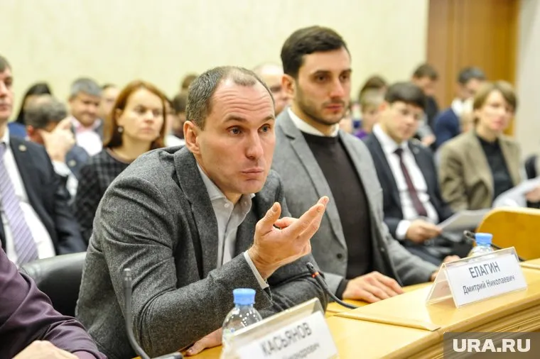 Депутат Дмитрий Елагин попросил мэрию согласовывать продажу недвижимости с парламентариями