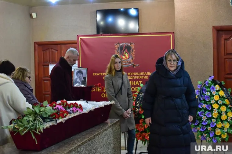 На прощание с Ольгой Молчановой пришли коллеги и друзья