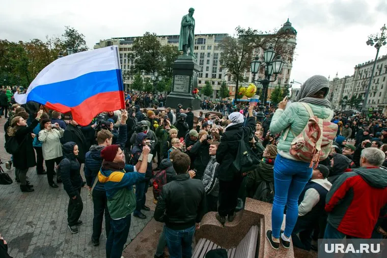 Кремлю нужно повышение доли «проактивной, патриотически настроенной молодежи»