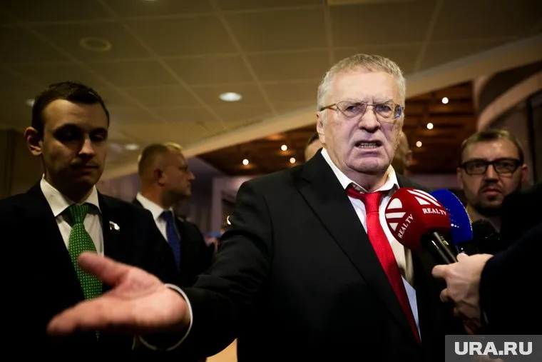 Лидер ЛДПР напомнил, что россияне могут привезти с отдыха опасные инфекционные заболевания