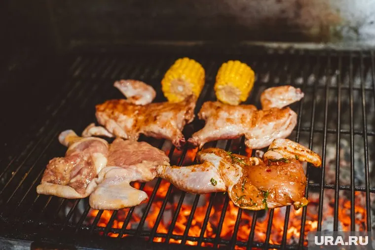 Шашлыки из курицы и индейки менее калорийны