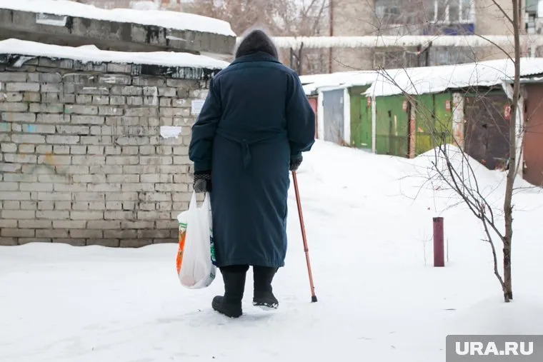 Женщина хотела продать мебель на Avito