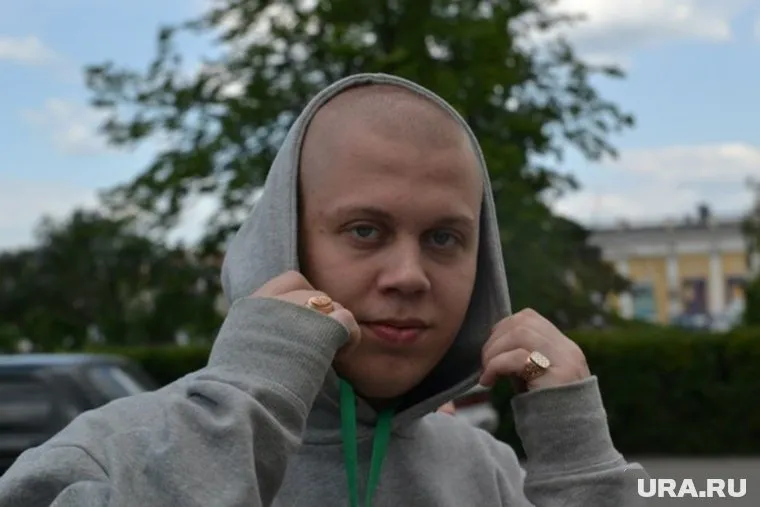 Изначально Риго занимался джазовым вокалом, затем стал пробовать себя в рэпе