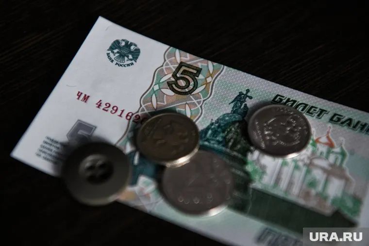 Отказываются копить 3% опрошенных россиян