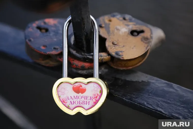 Влюбленные пары смогут обойтись баз ЗАГСов