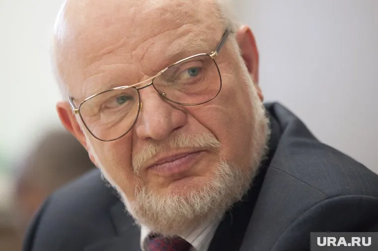 Михаил Федотов оставит работу в Кремле