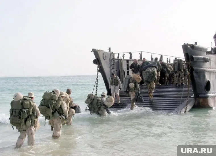 Соединенные Штаты направляют две тысячи морпехов к израильским берегам