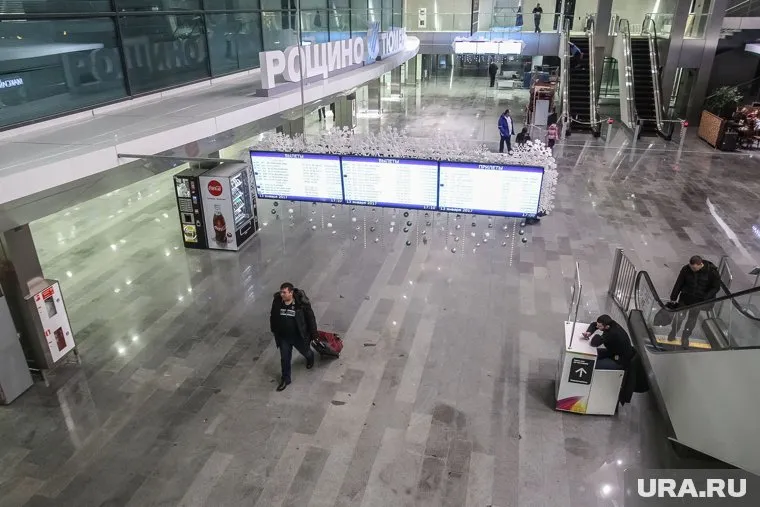 Тюменцы не смогли вовремя вылететь рейсами двух авиакомпаний