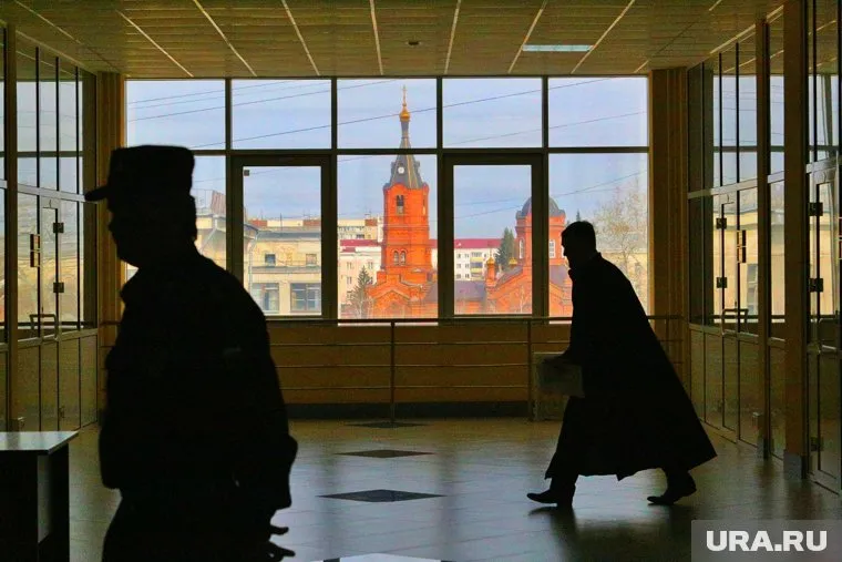 Курганцы теперь могут зайти в суды при соблюдении мер безопасности
