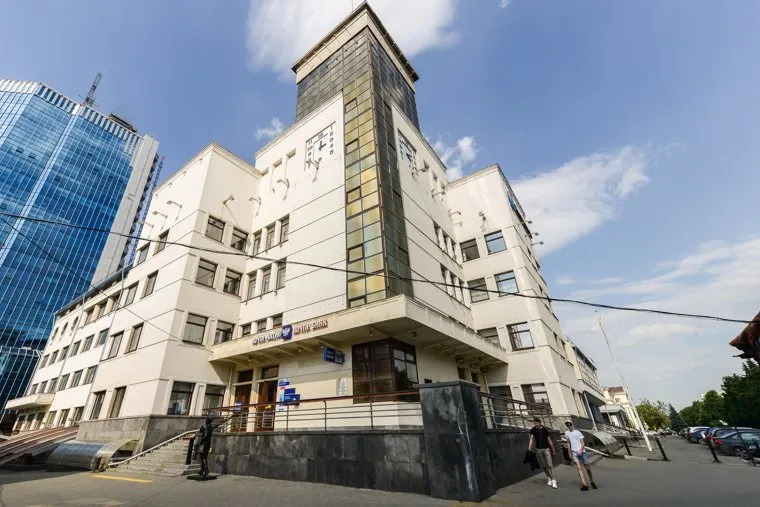 Здания Челябинского Главпочтамта и Ростелекома. Челябинск, почта россии, ростелеком, главпочтамт, кирова161
