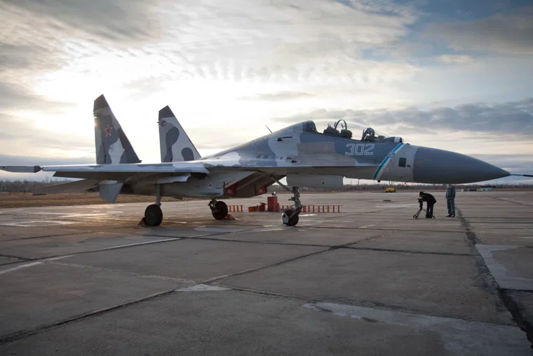 Су-30 совершали плановые тренировочные полеты