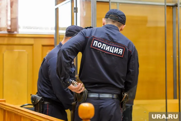 Суд продлил арест Даниилу Камневу