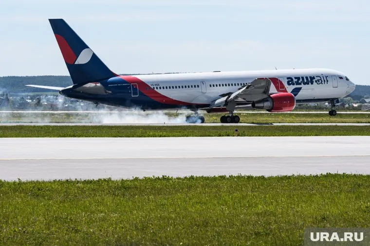 Самолету пришлось возвращаться в аэропорт Антальи