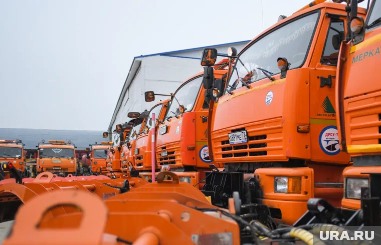 В арктической зоне ХМАО распродают спецтехнику по цене мотоцикла