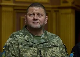 Политолог: после отставки Зеленского к власти придет Залужный