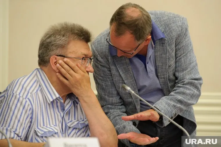 Президент телекомпании «Регион-Тюмень» Анатолий Омельчук (слева) покинет должность 30 ноября