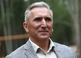 Моор пожелал успехов Кухаруку на посту губернатора ХМАО