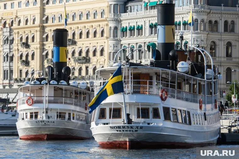 Расмуссен считает, что Швеции и Финляндии надо срочно вступать в альянс