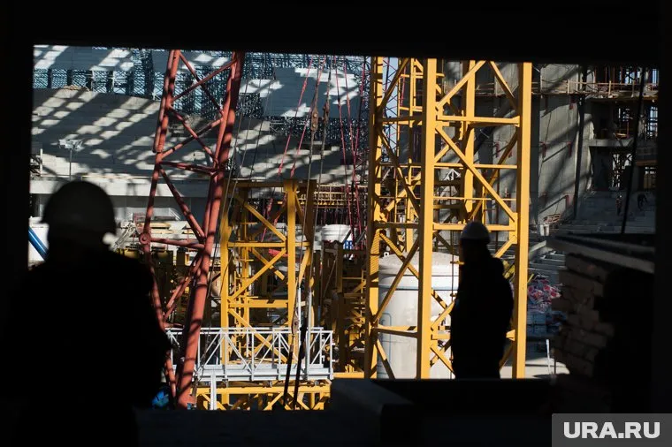 Строительство стадиона связано с громкими скандалами