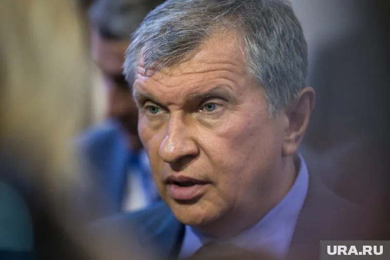 Глава компании назвал все вознаграждения «транспарентными»