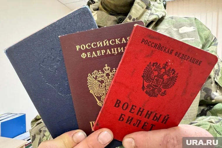 Более четырех тысяч студентов временно отказались от учебы в вузе, чтобы вступить в ряды ВС РФ