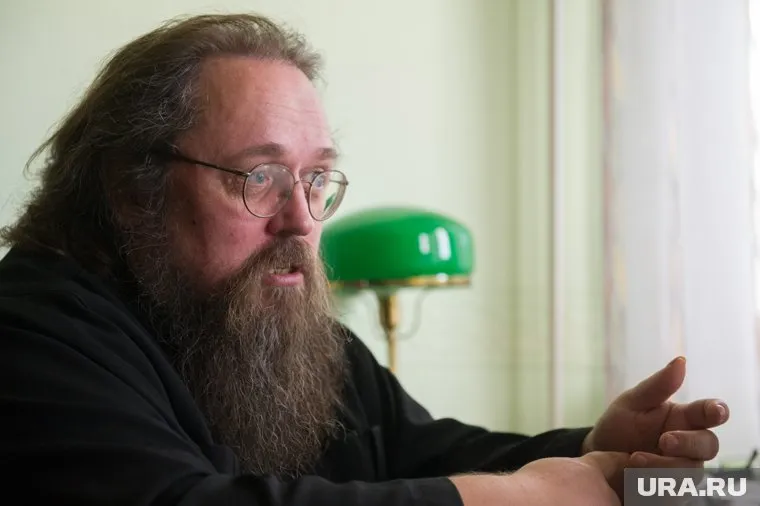 Кураев считает, что женщина подменила истинную веру оккультизмом