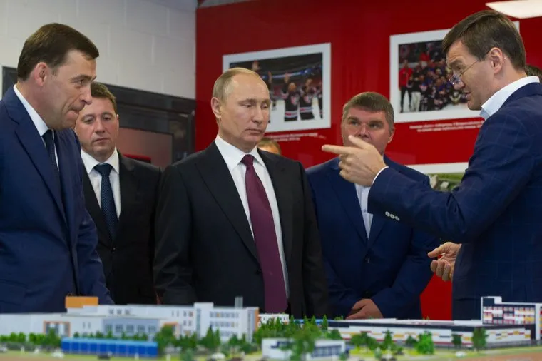 ИННОПРОМ-2017. разные дни. Екатеринбург, куйвашев евгений, черепанов олег, кочнев сергей, холманских игорь, путин владимир