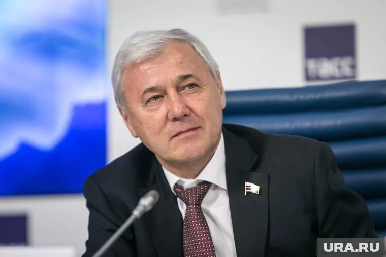 Вместо простой цифровой подписи появится два новых вида усиленной подписи, заявил Анатолий Аксаков