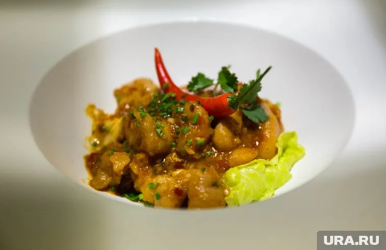 В жару желательно употреблять острую пищу, отметила Анна Коробкина