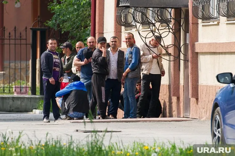 Центры адаптации помогут мигрантам освоить правила поведения в российском обществе