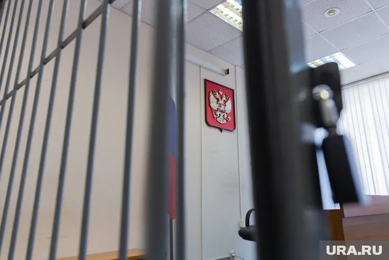 Мужчину обвиняют по четырем статьям уголовного кодекса