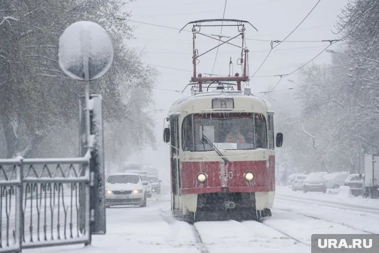 Пассажирам пришлось идти пешком (архивное фото)