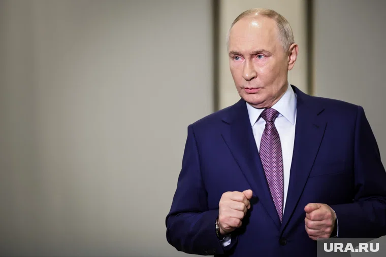 Обращаясь к бойцам, Путин сообщил, что и их усилия «даром не проходят»