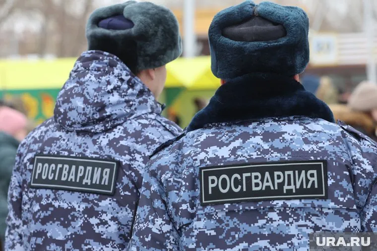 Сотрудников Росгвардии вызвали на драку в курганский двор