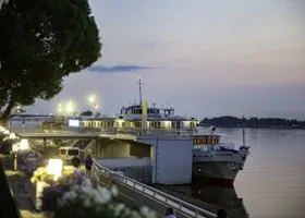 Выставка военной техники, стихи Окуджавы и концерт Алексея Гомана