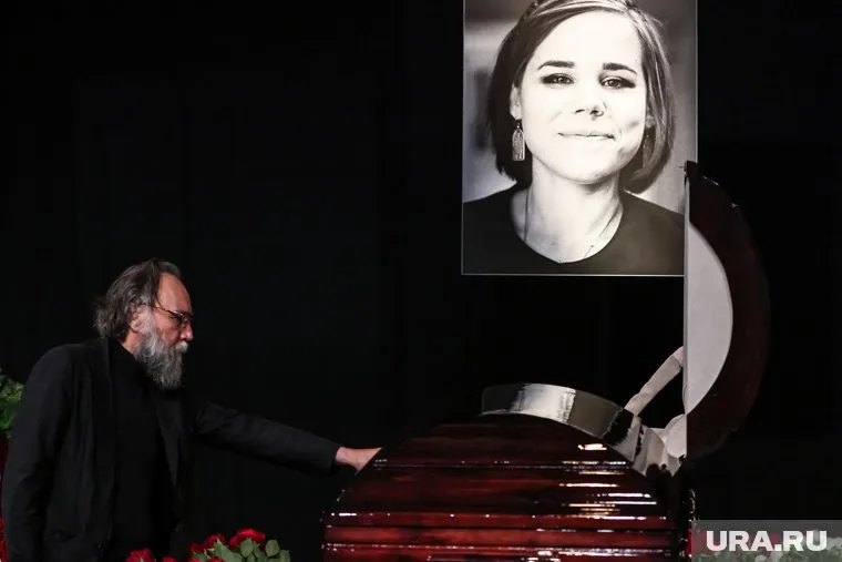 Папа Римский Франциск сожалеет о смерти Дугиной