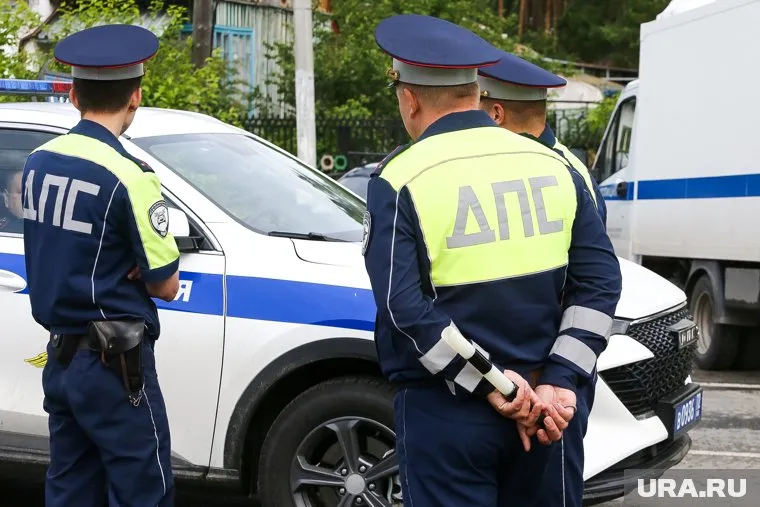 В ходе оформления ДТП установлено, что на автомобиле установлены зимние колеса (архивное фото)