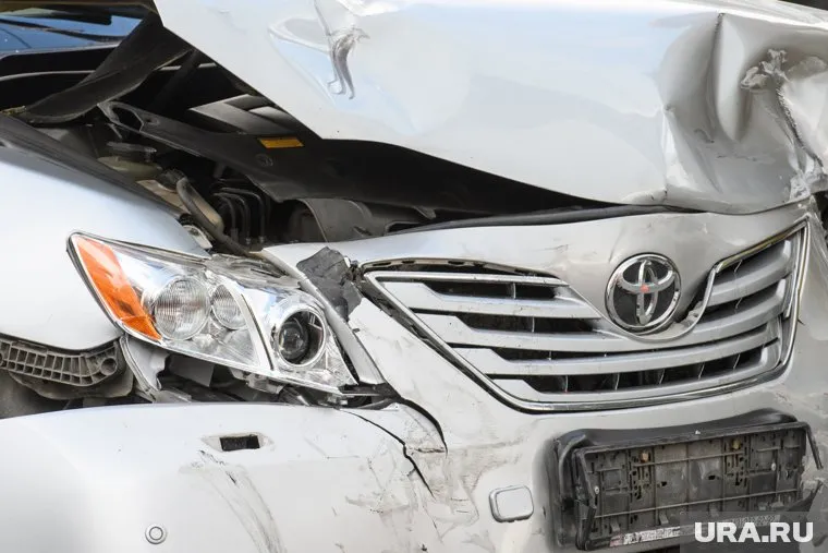 Грузовик протаранил сразу семь машин (архивное фото)