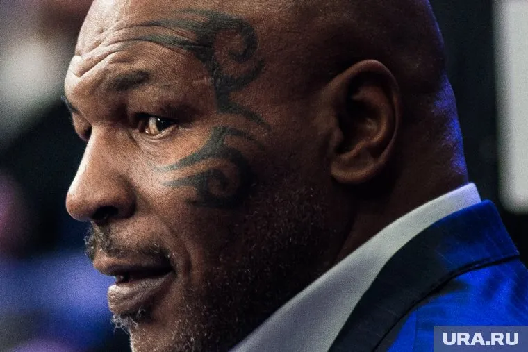 Американская звезда бокса стал не единственным украшением боев в Екатеринбурге