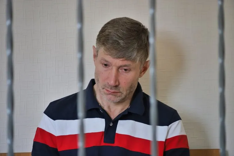 Судебное заседание по уголовному делу коммерческого директор ООО «Мультипласт» Михаила Третьякова. Курган