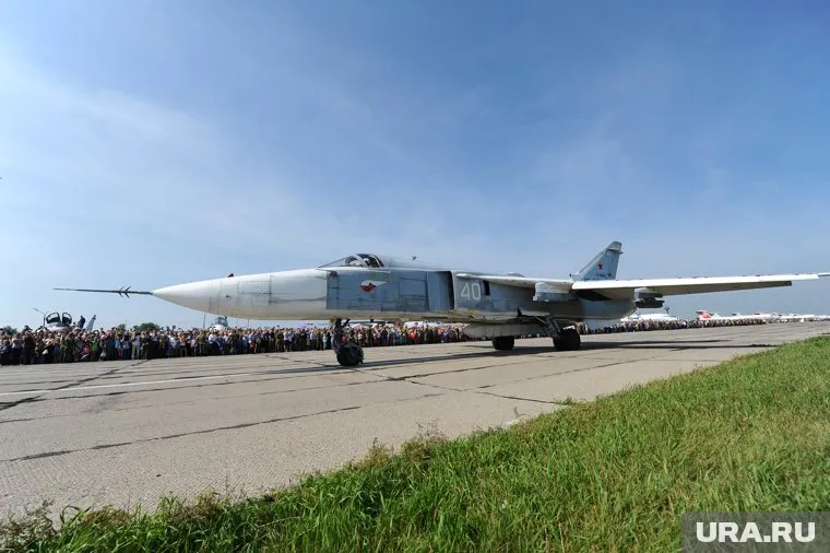 Российские истребители продолжат перехватывать американские военные самолеты