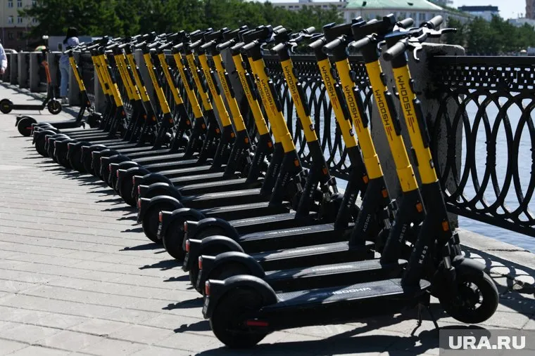 В России должны появиться специальные парковки для электросамокатов