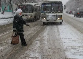 В зауральской ГИБДД предупреждают о превращении дорог в каток