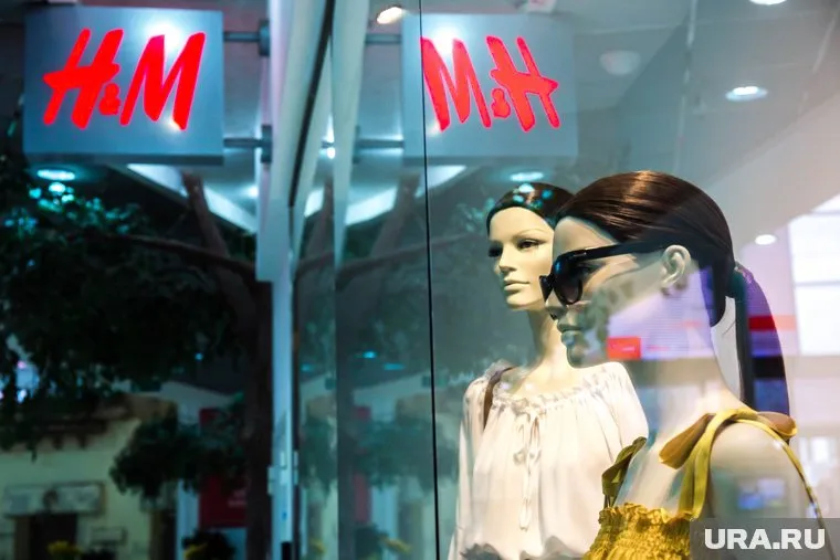 Распродажа будет длиться до тех пор, пока H&M максимально не опустошит склады