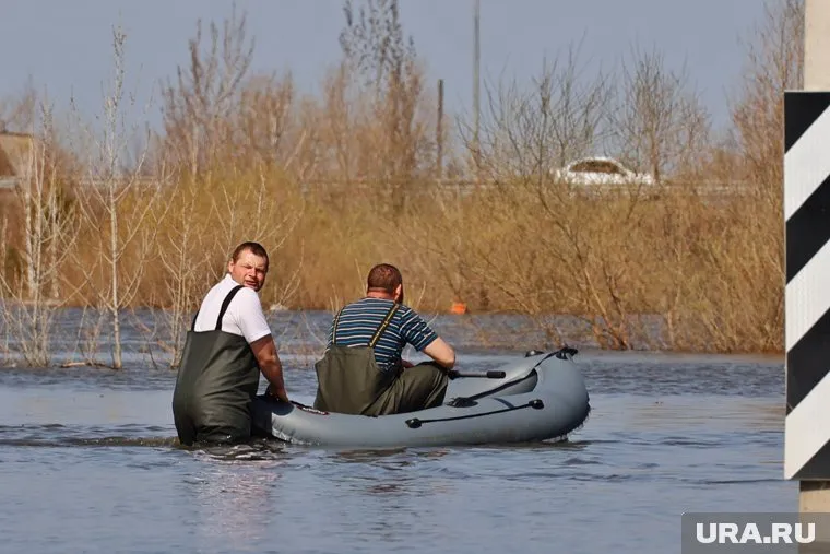 Уровень воды в реке продолжает превышать отметку «опасное явление»