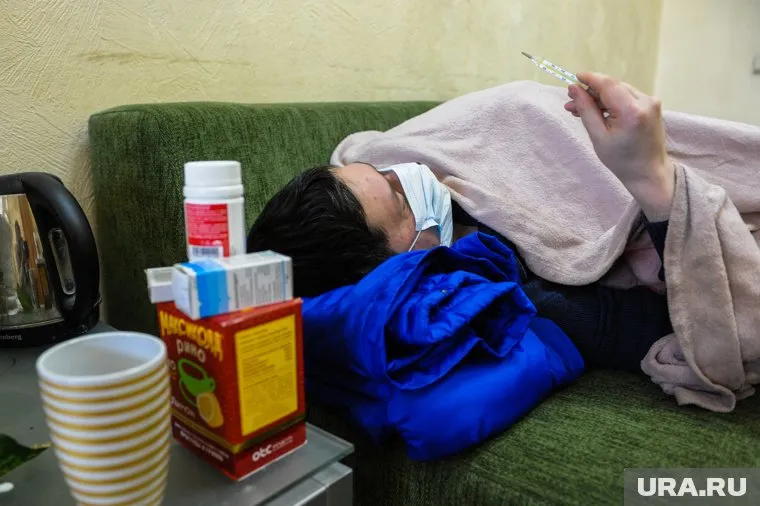 Последствия коронавируса могут сохраниться на протяжении всей жизни, сказал Коити Хирахата