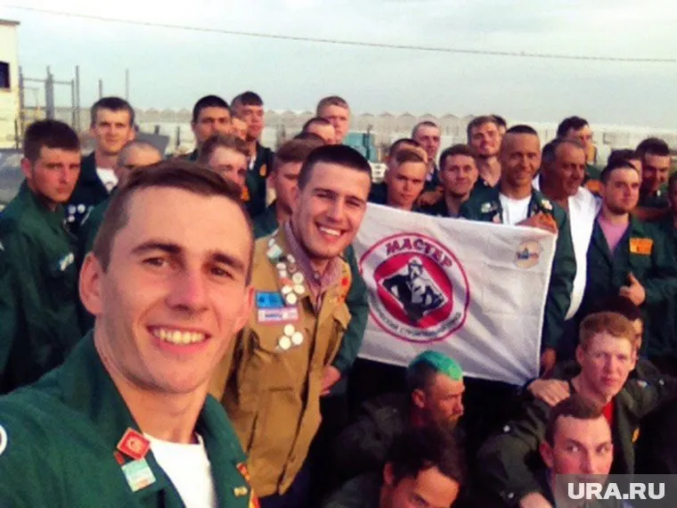 Ребята из тюменского стройотряда «Мастер» старались, чтобы прославить тюменцев